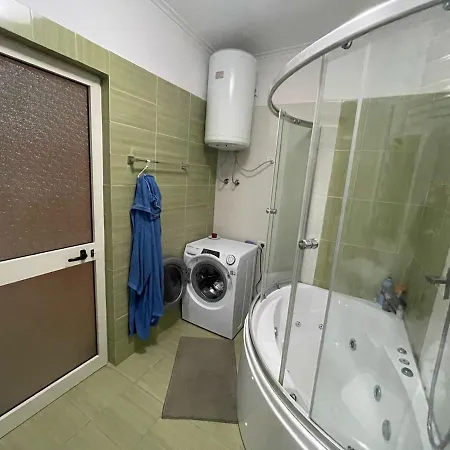 Lovenest Dajti Apartamento