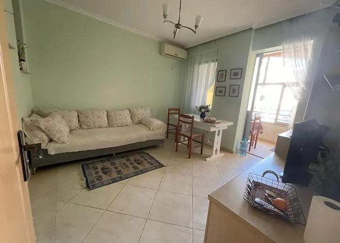 Lovenest Dajti 地拉那